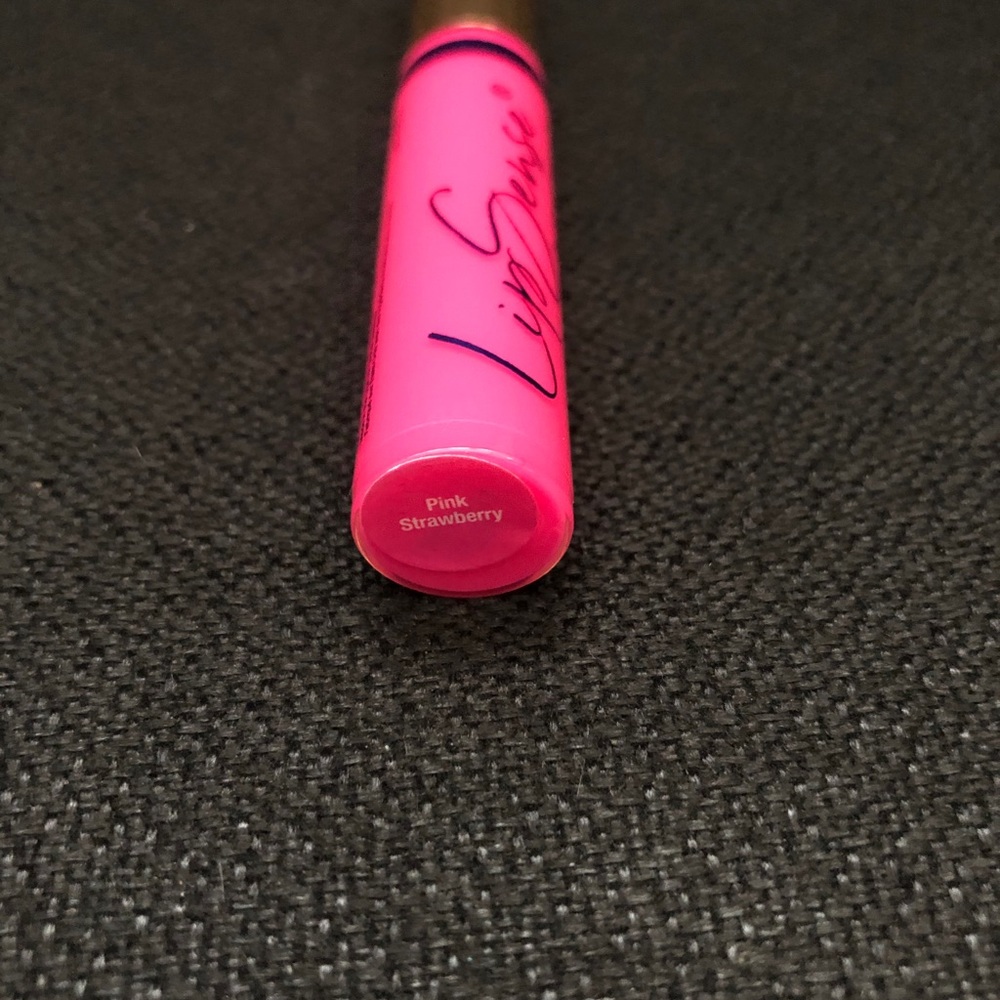 Pink Strawberry Gloss